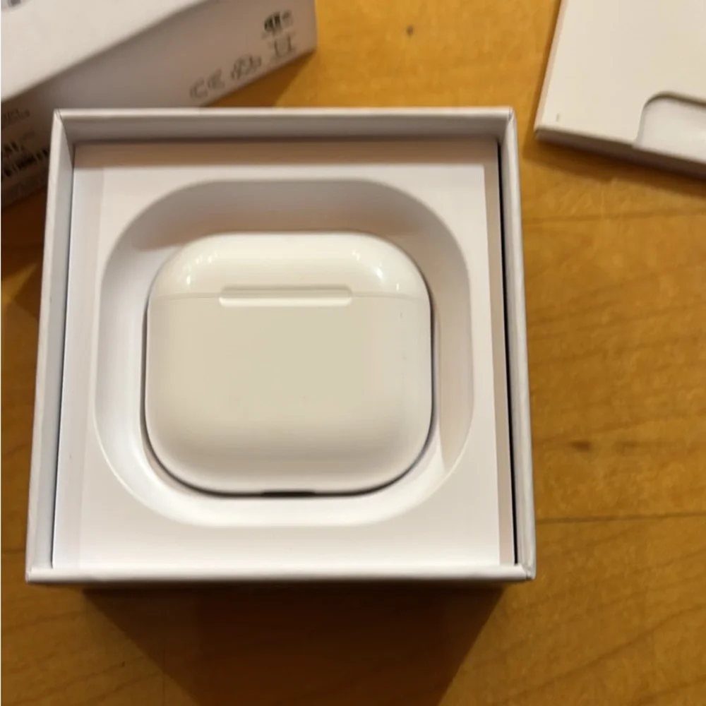 AirPods Generation 3 with custom Charging Case
